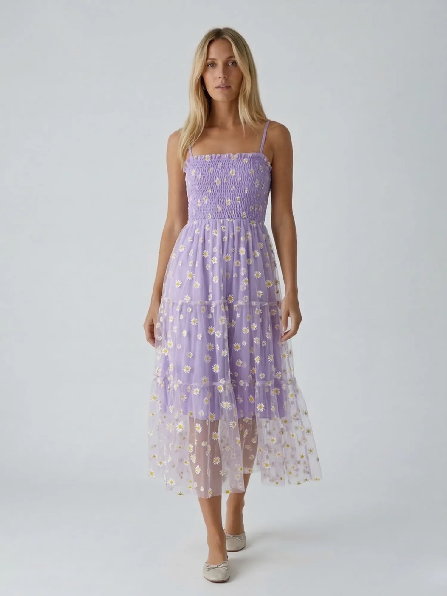 Robe longue satin – coupe fluide – élégante soirée