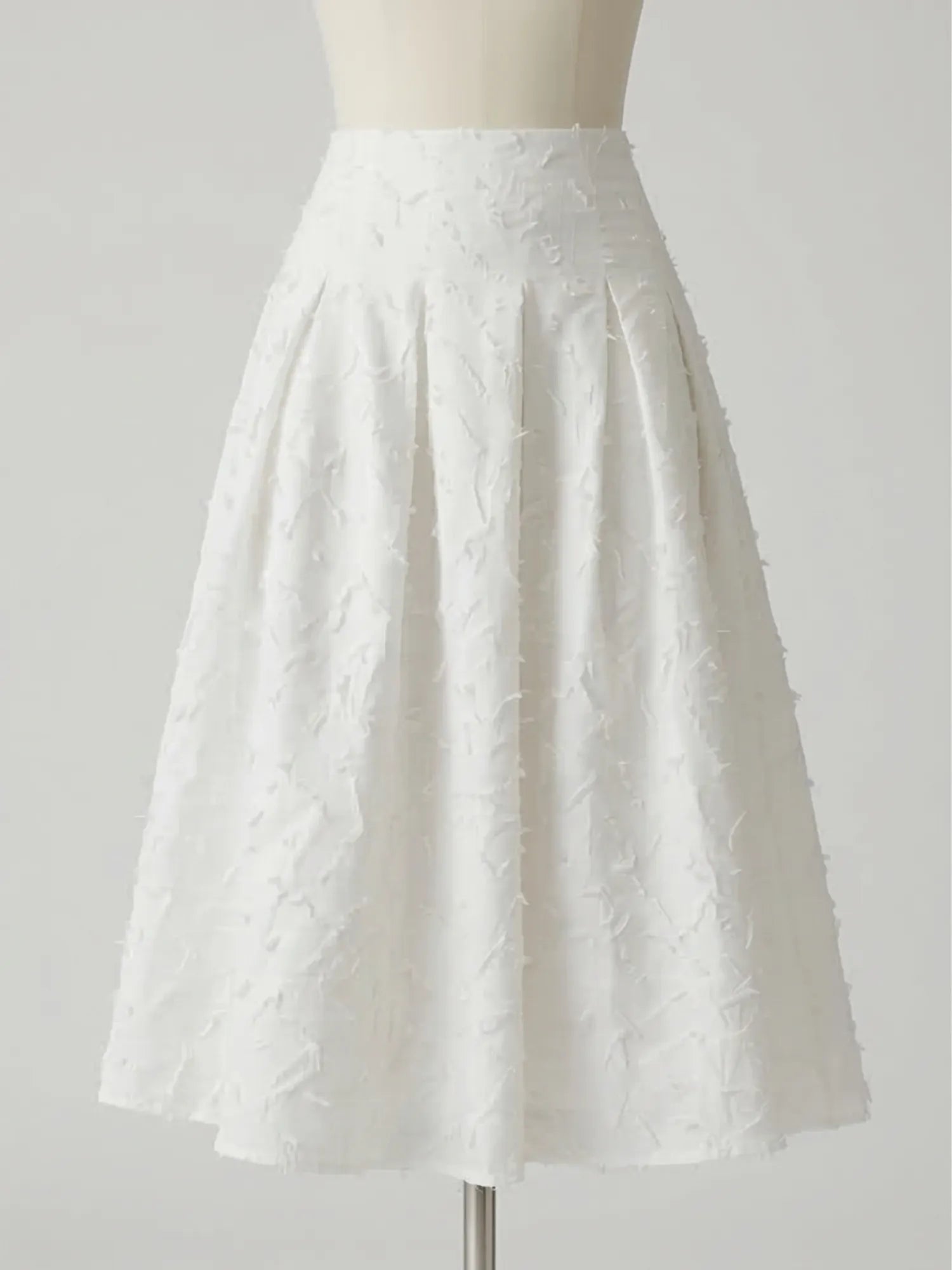 Ensemble jupe longue – chemise légère – look minimaliste